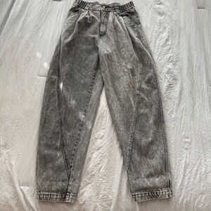 Bugle Boy Acid Wash Pleated Tapered Leg Jeans Size 29x29 Vintage 80s